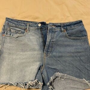 Two tone shorts
